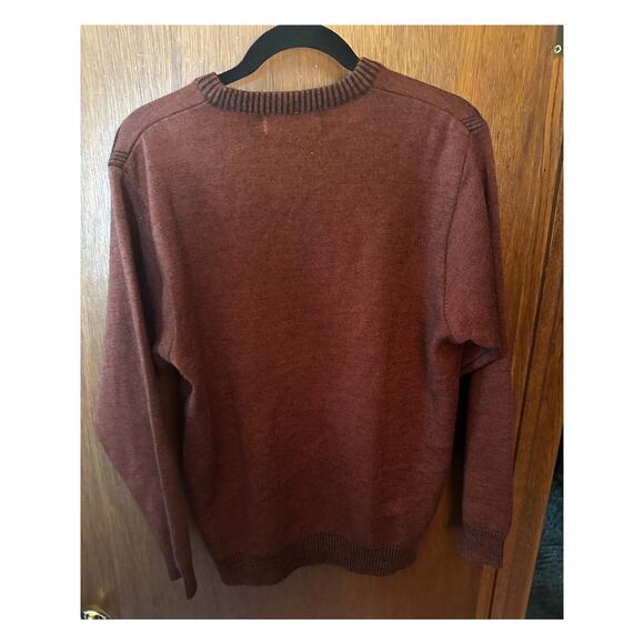 MONTE CARLO V NECK WOOL BLEND SWEATER; SIZE 40/MED - Picture 2 of 4